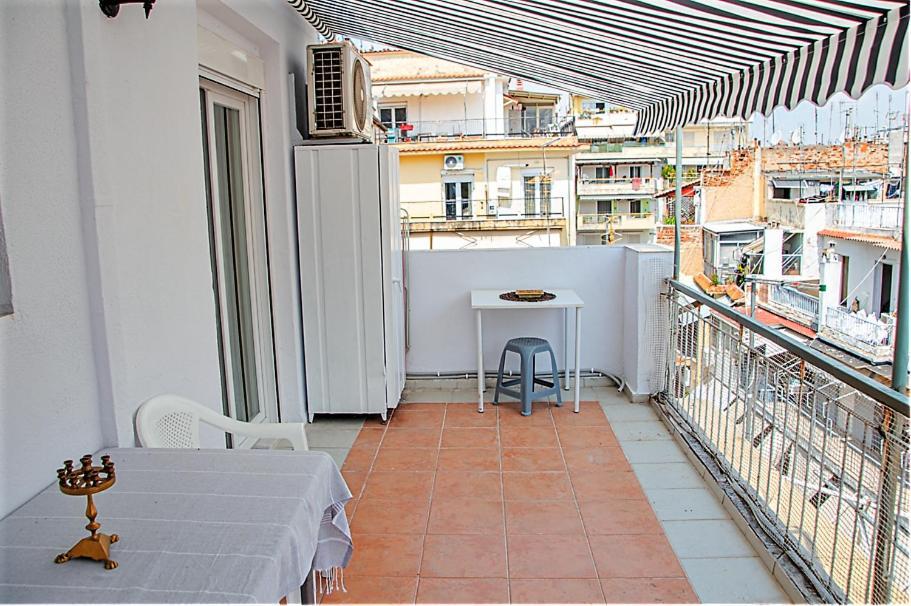 Kassandrou Suite Hot Tub-Jakuzzi - 2 Bedrooms - Big Balcony - Center Солун Екстериор снимка